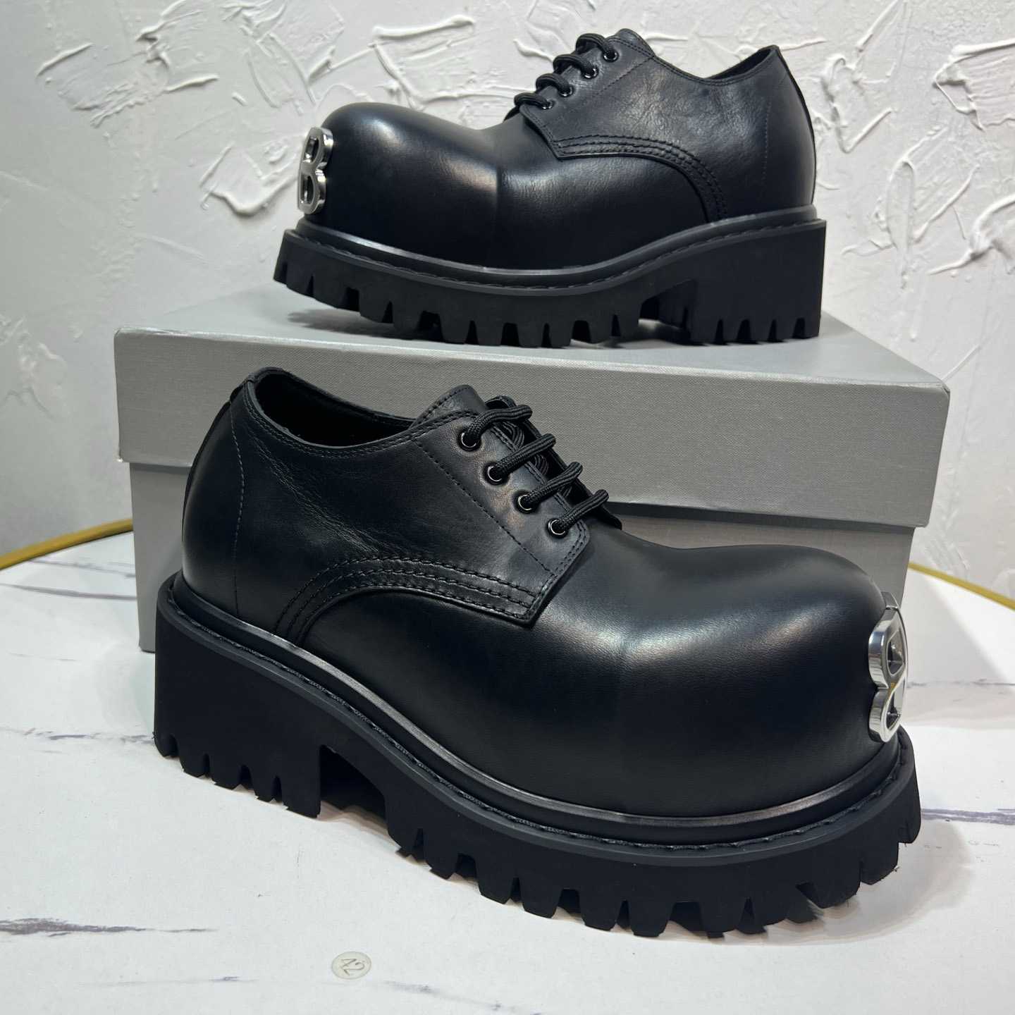 Balenciaga Stomper Derby In Black - FashionPlug