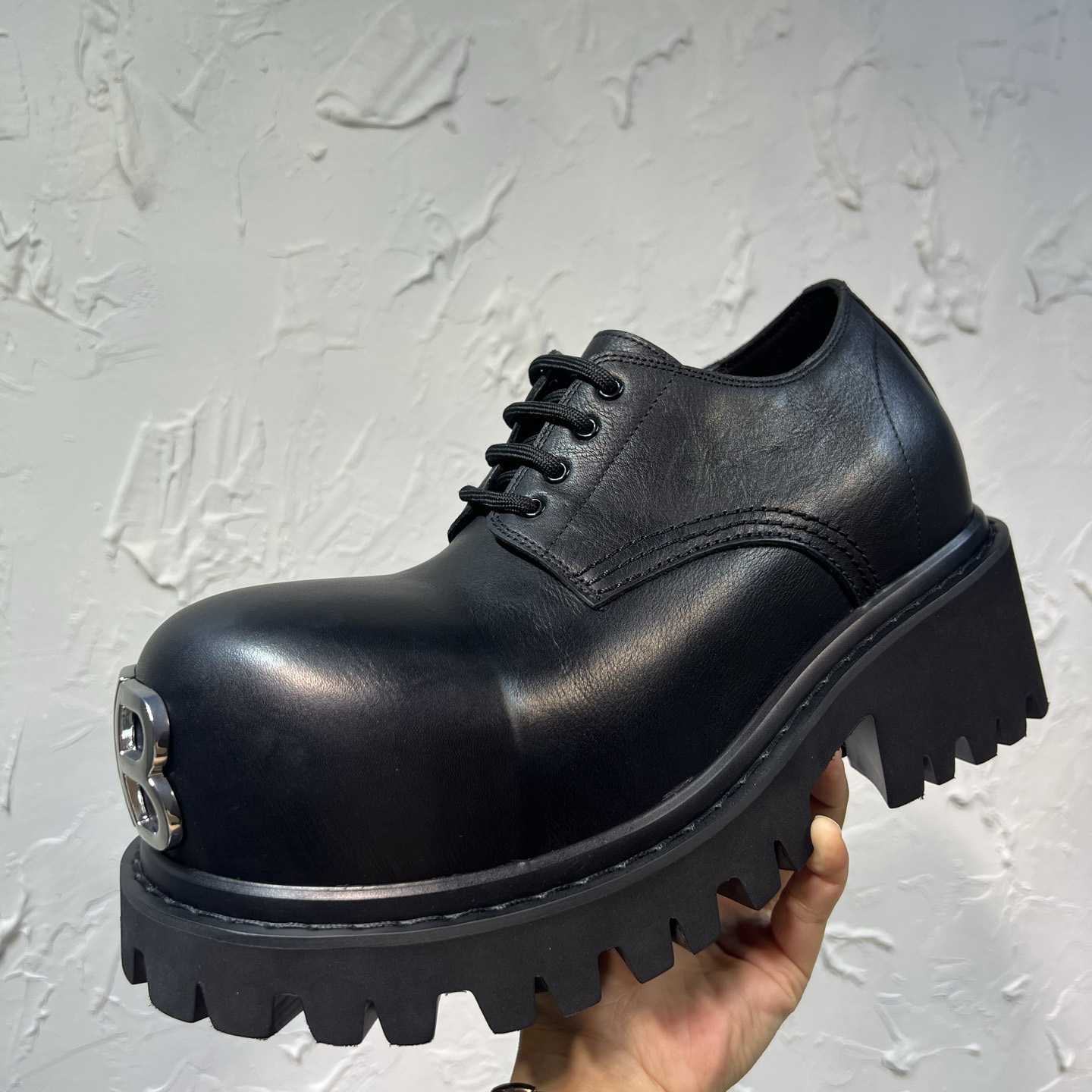 Balenciaga Stomper Derby In Black - FashionPlug