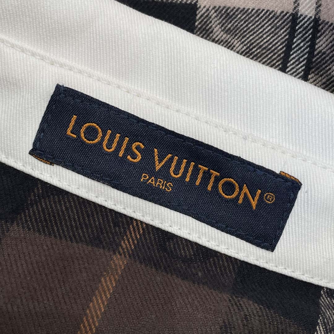 Louis Vuitton Monogram Flannel Long-Sleeved Polo Shirt   1AIKAJ - FashionPlug