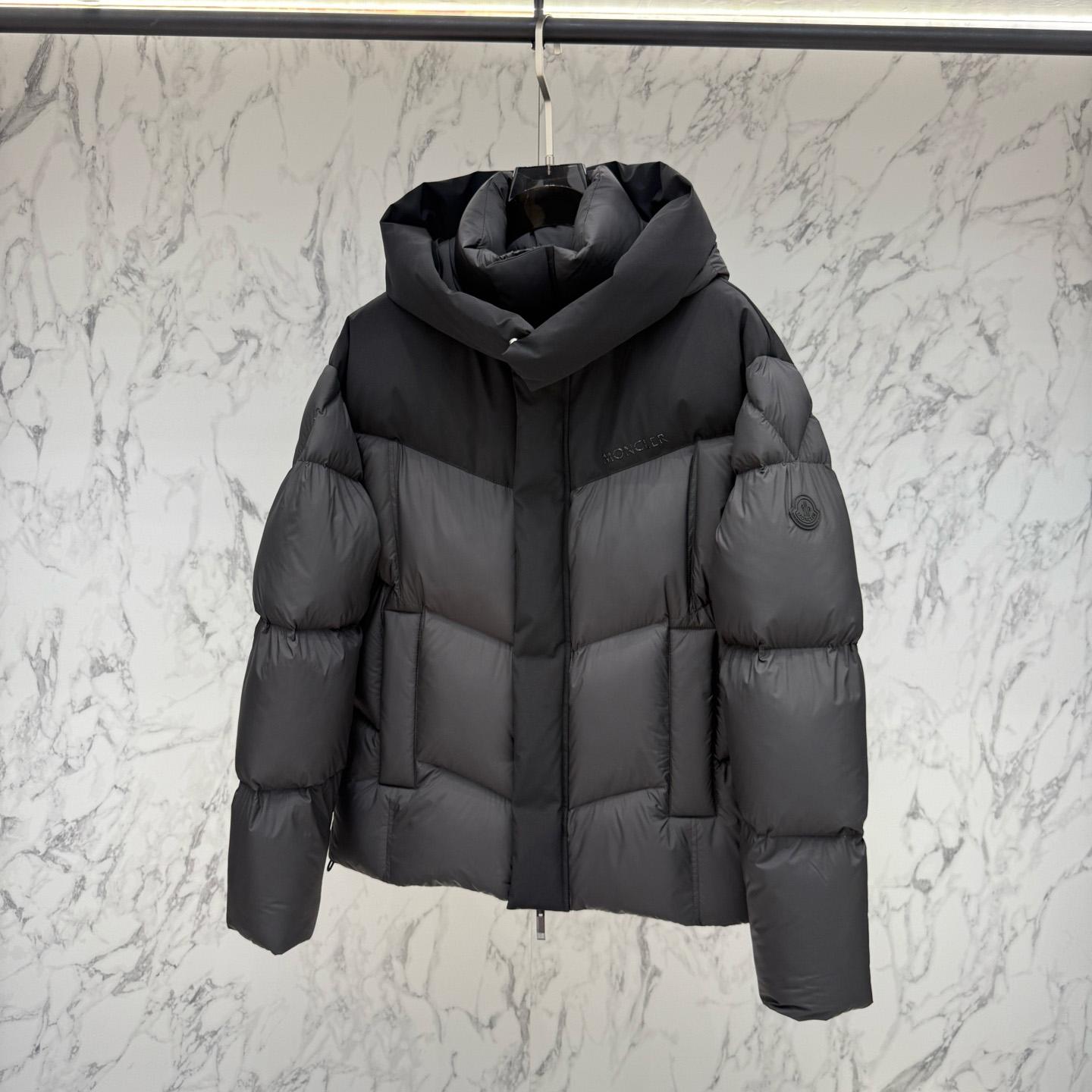 Moncler Short Down Jacket - FashionPlug