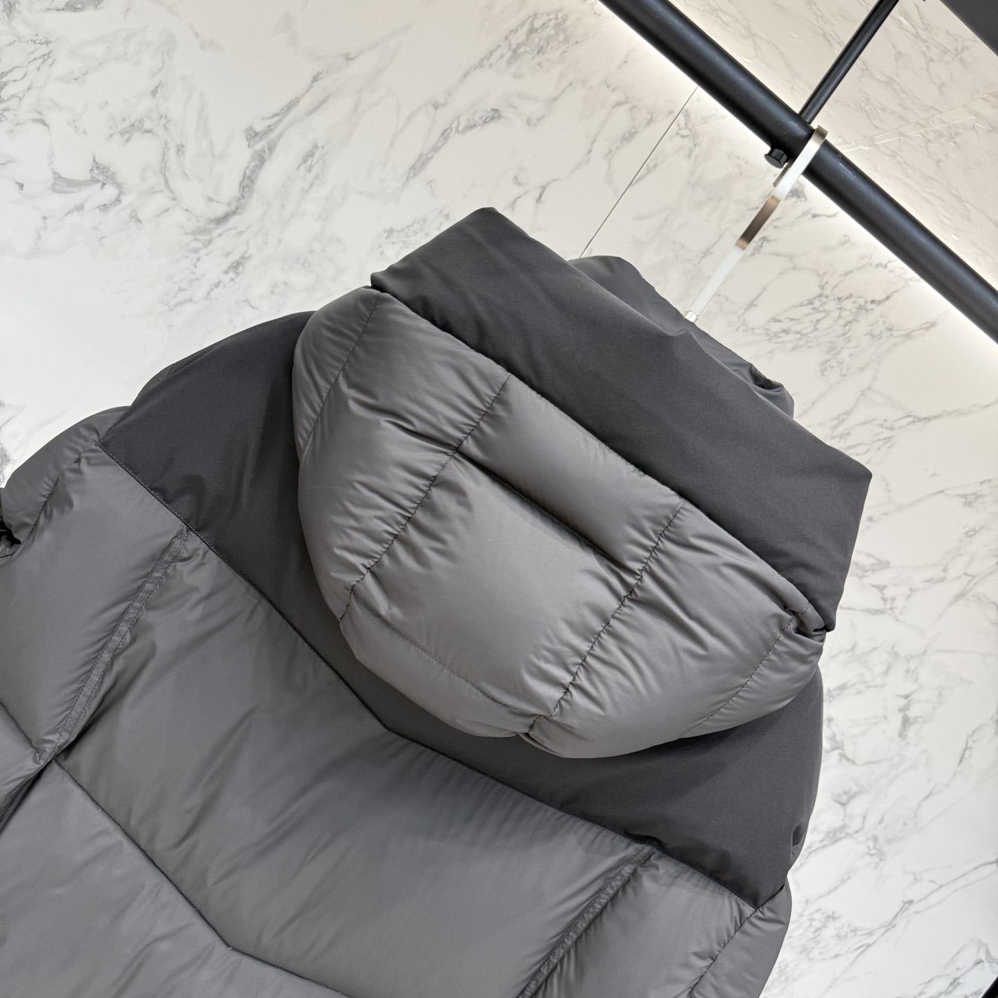 Moncler Short Down Jacket - FashionPlug