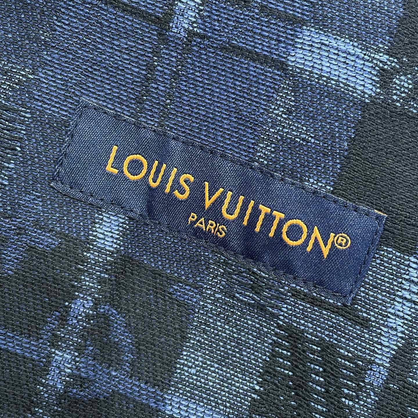 Louis Vuitton Monogram Tartan Denim Overshirt   1AIK94 - FashionPlug