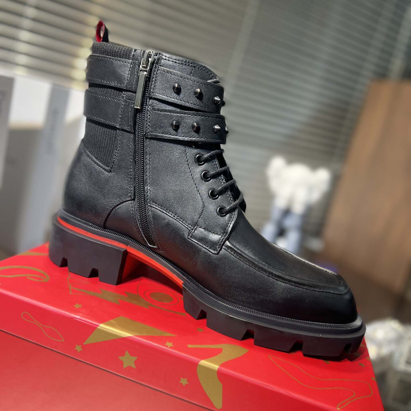 Christian Louboutin o1s1wg110924 Our Fight Flat Boots in Black - FashionPlug