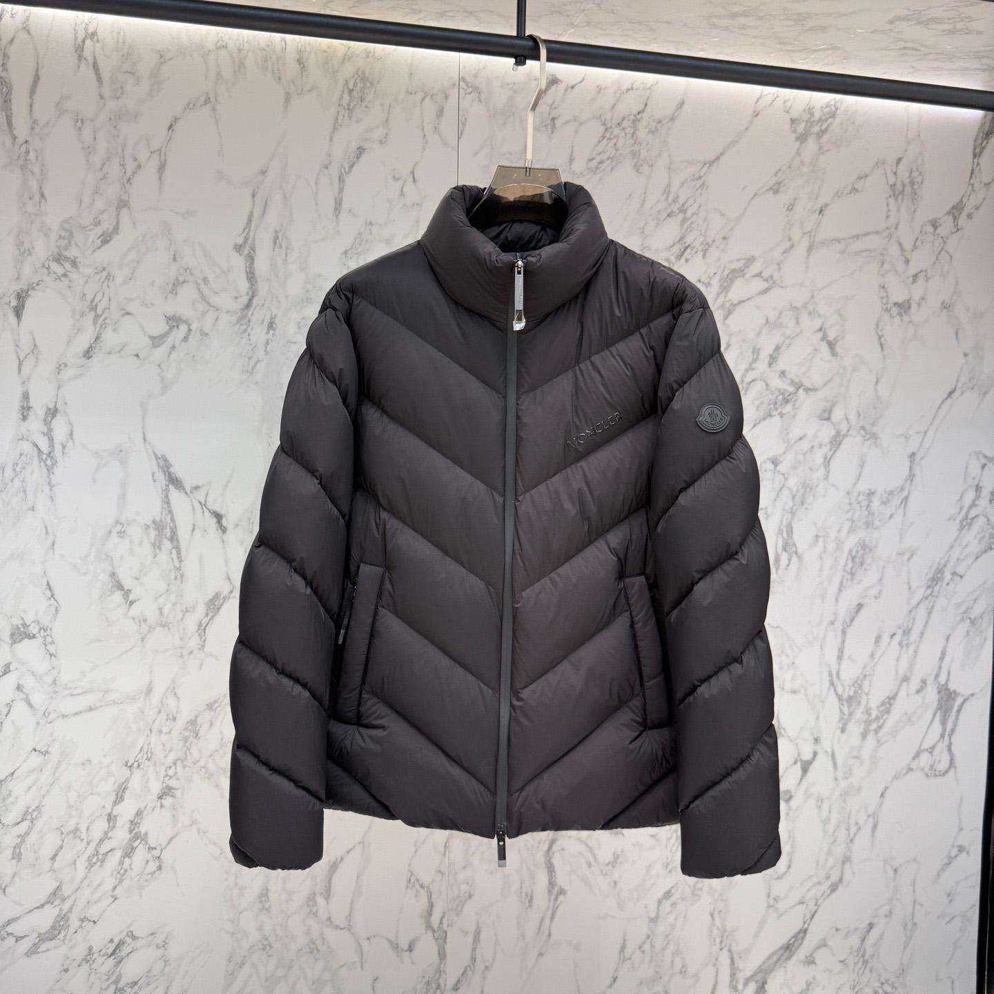 Moncler Short Down Jacket - FashionPlug
