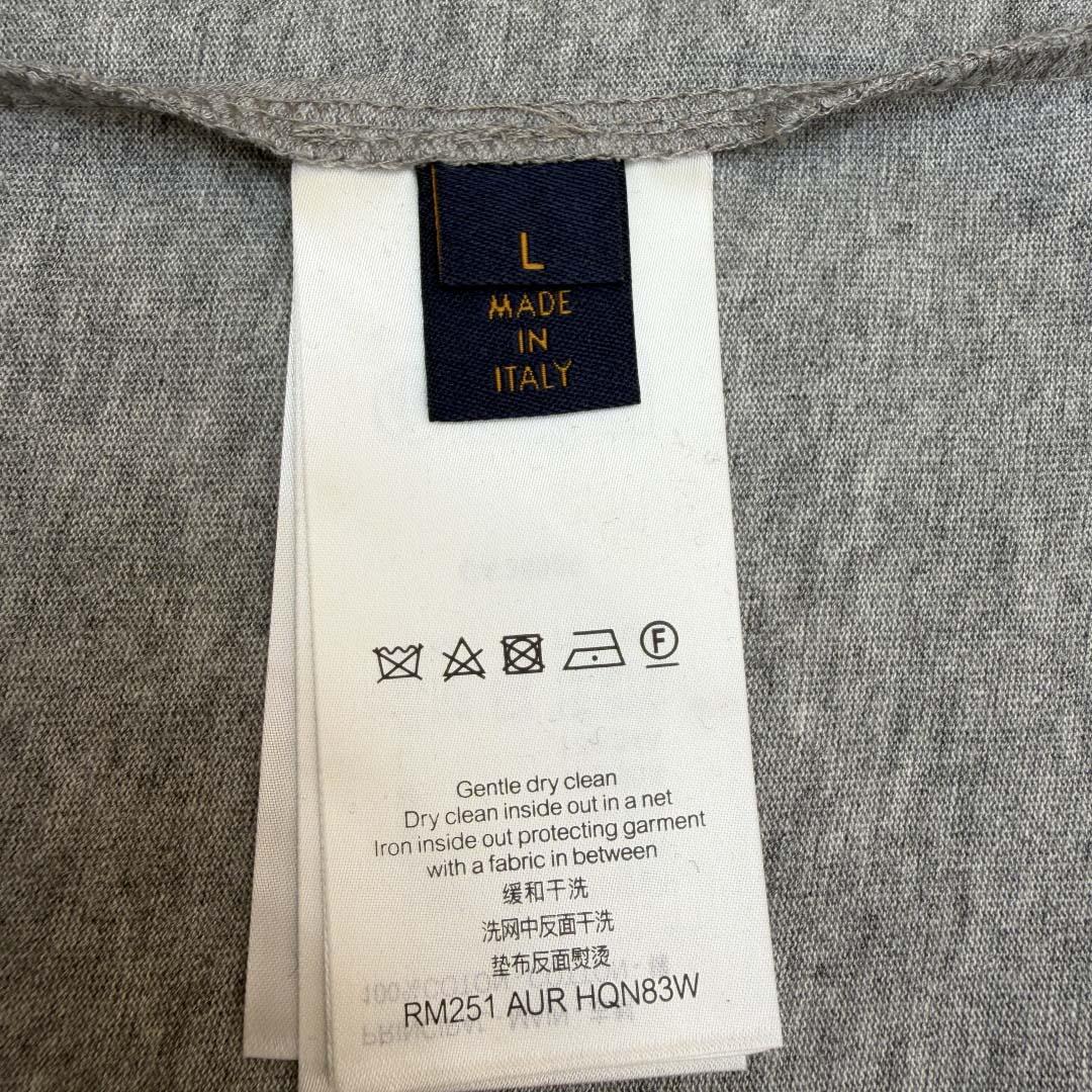 Louis Vuitton Signature Patches T-Shirt   1AJCES - FashionPlug