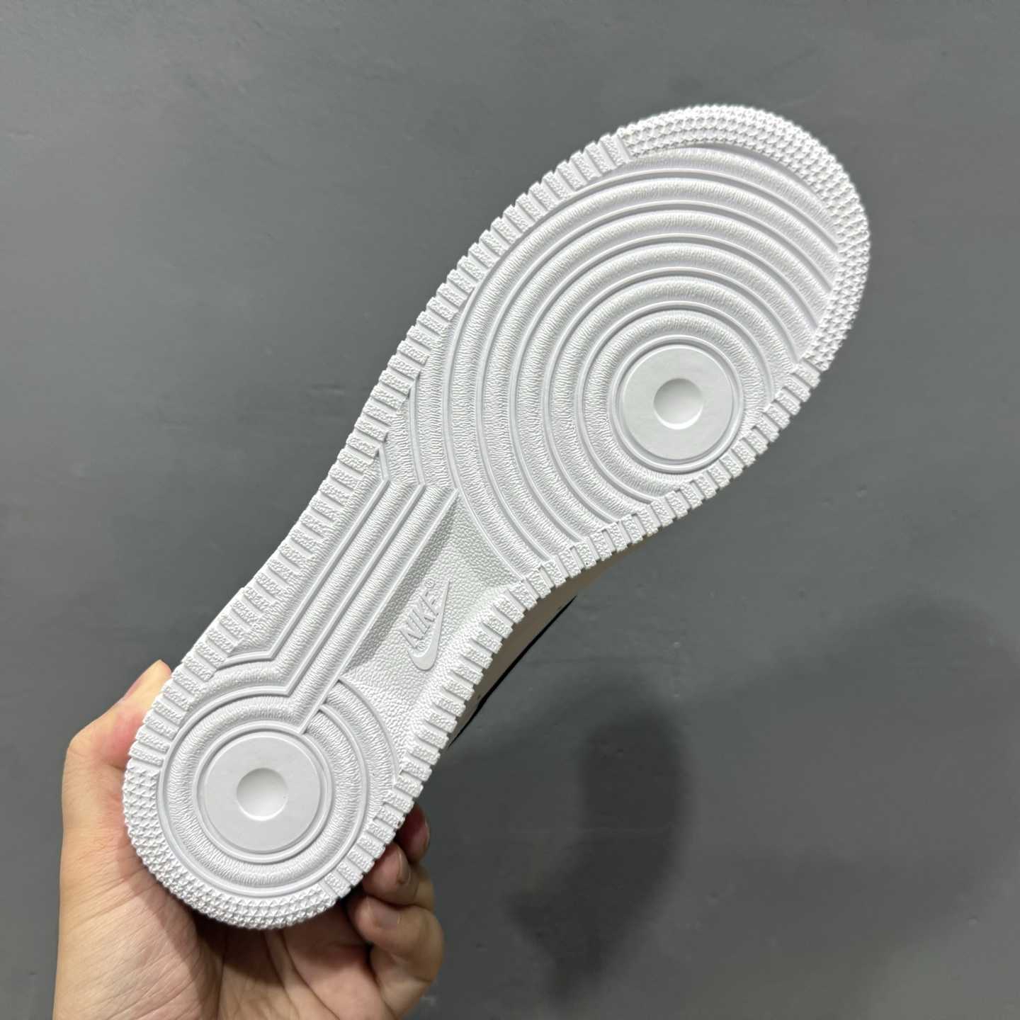 Supreme x Nike Air Force 1 Low “Box Logo - White Black” G Edition CU9225-102 - FashionPlug