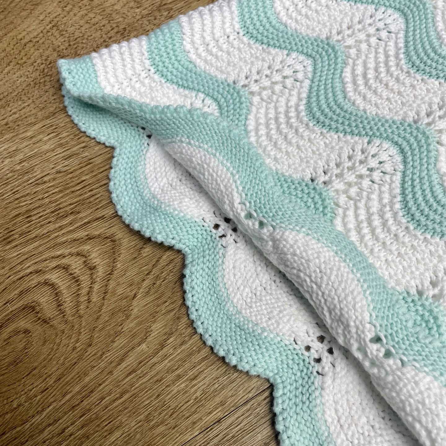 Casablanca Gradient Wave Cotton Crochet Short Sleeve Shirt   D0110 - FashionPlug