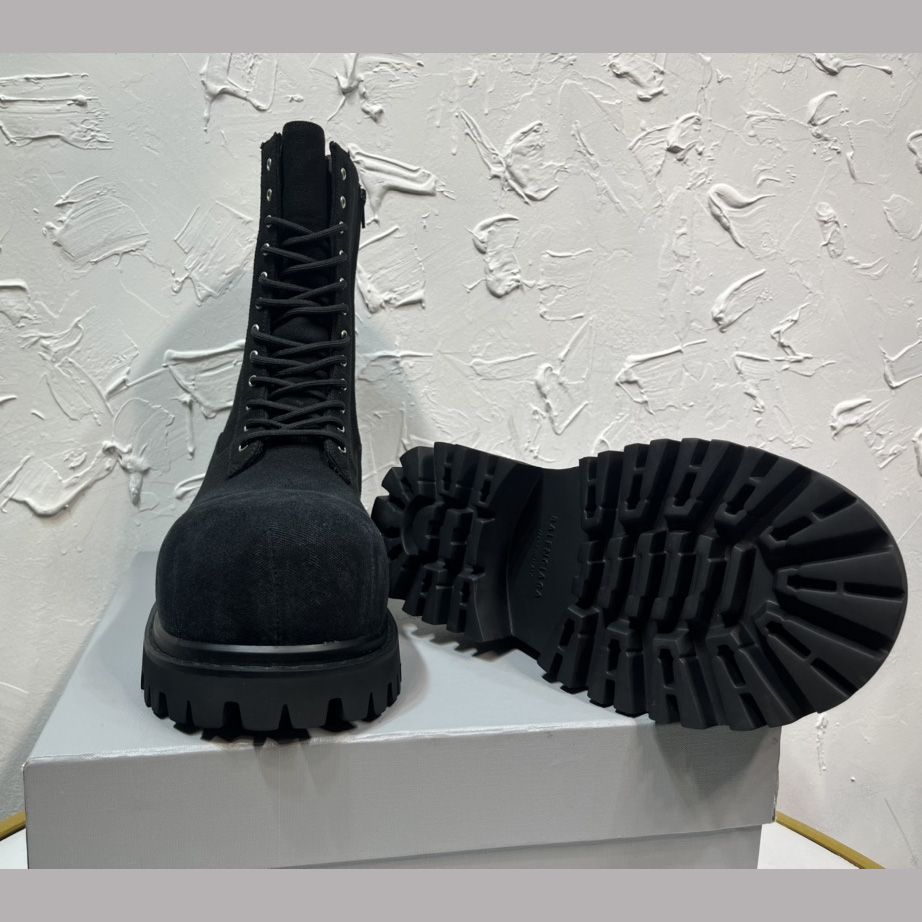 Balenciaga Stomper Bootie 'Black' - FashionPlug