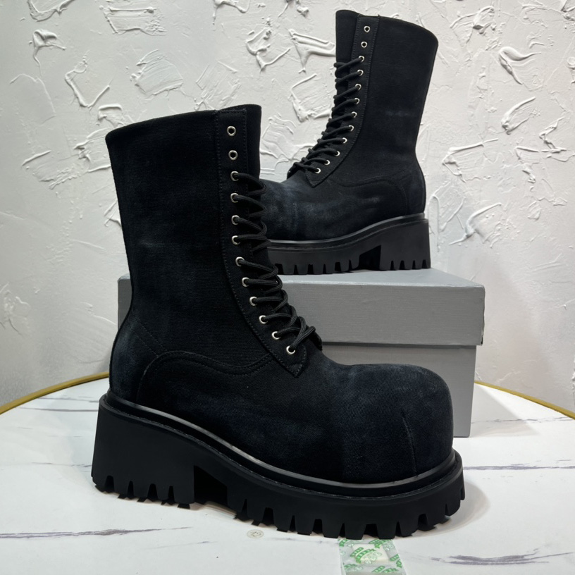 Balenciaga Stomper Bootie 'Black' - FashionPlug
