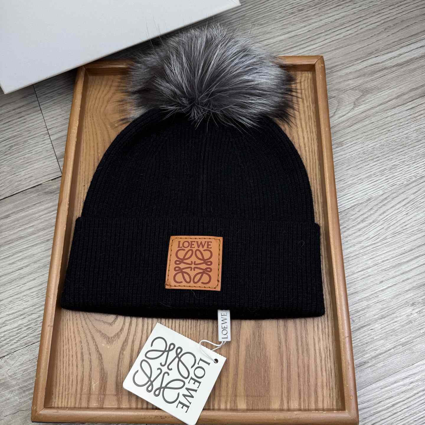 Loewe Beanie  - FashionPlug