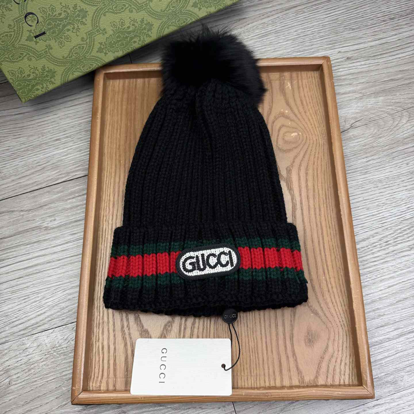 Gucci Beanie  - FashionPlug