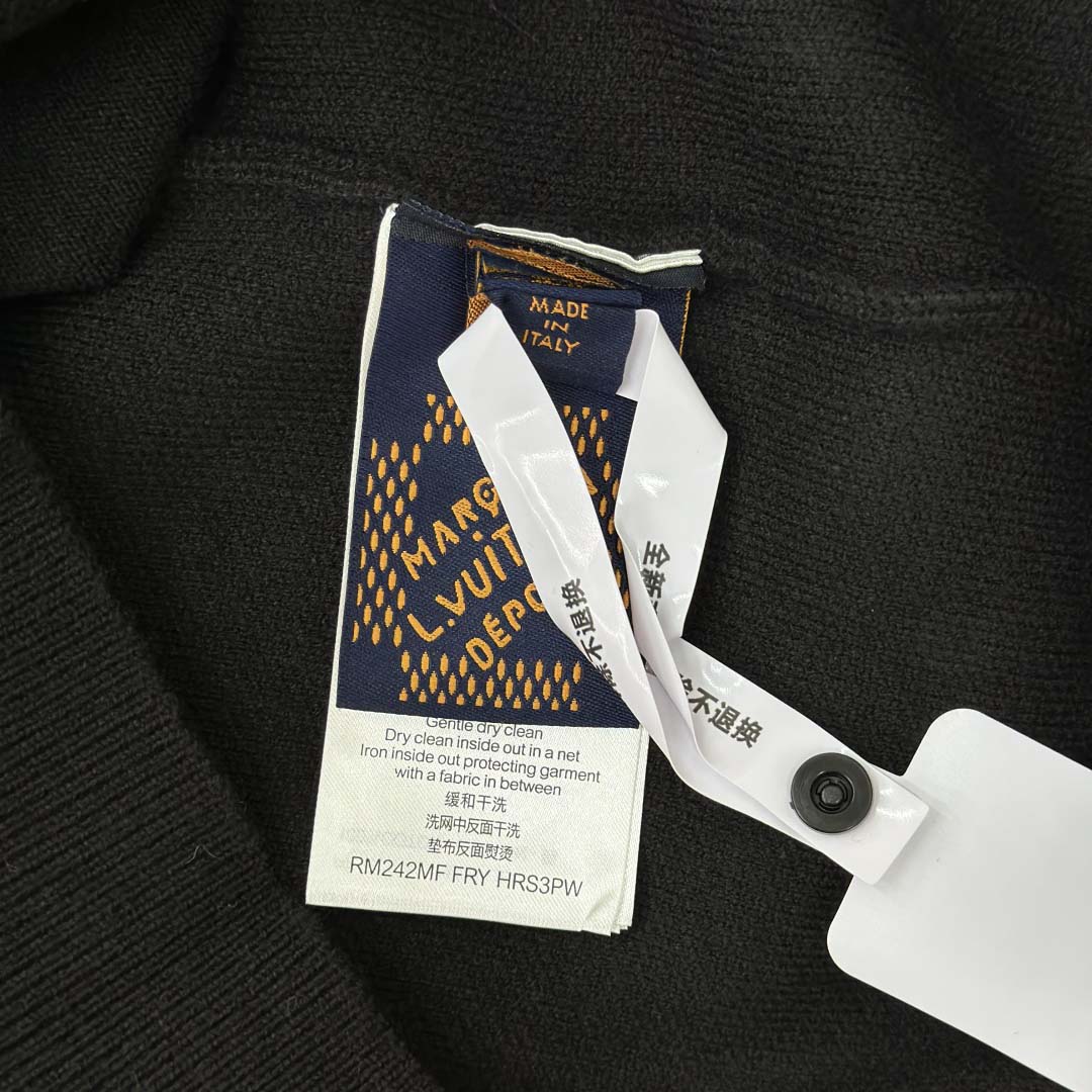 Louis Vuitton Knit Blouson With Leather Details   1AH347 - FashionPlug