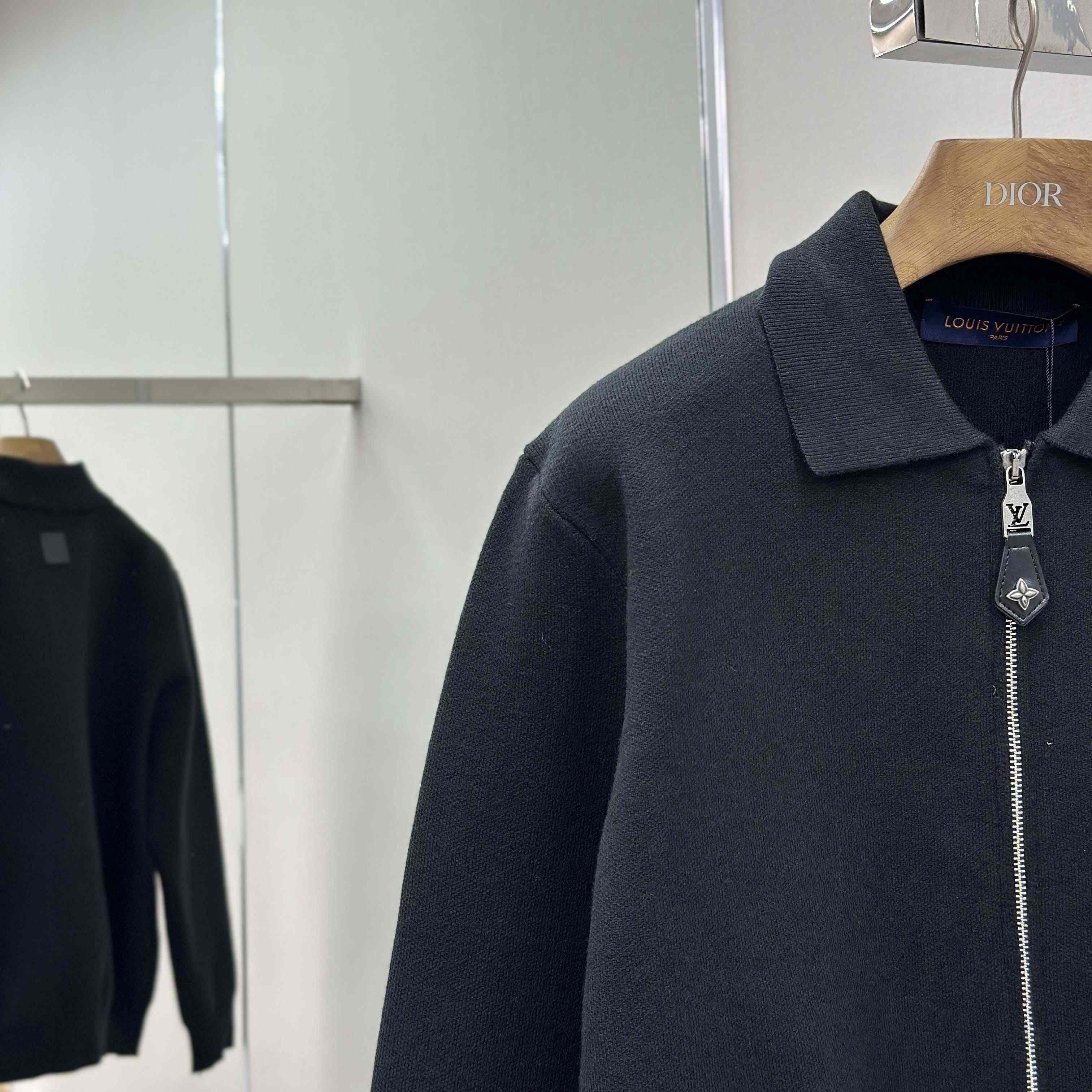 Louis Vuitton Knit Blouson With Leather Details   1AH347 - FashionPlug