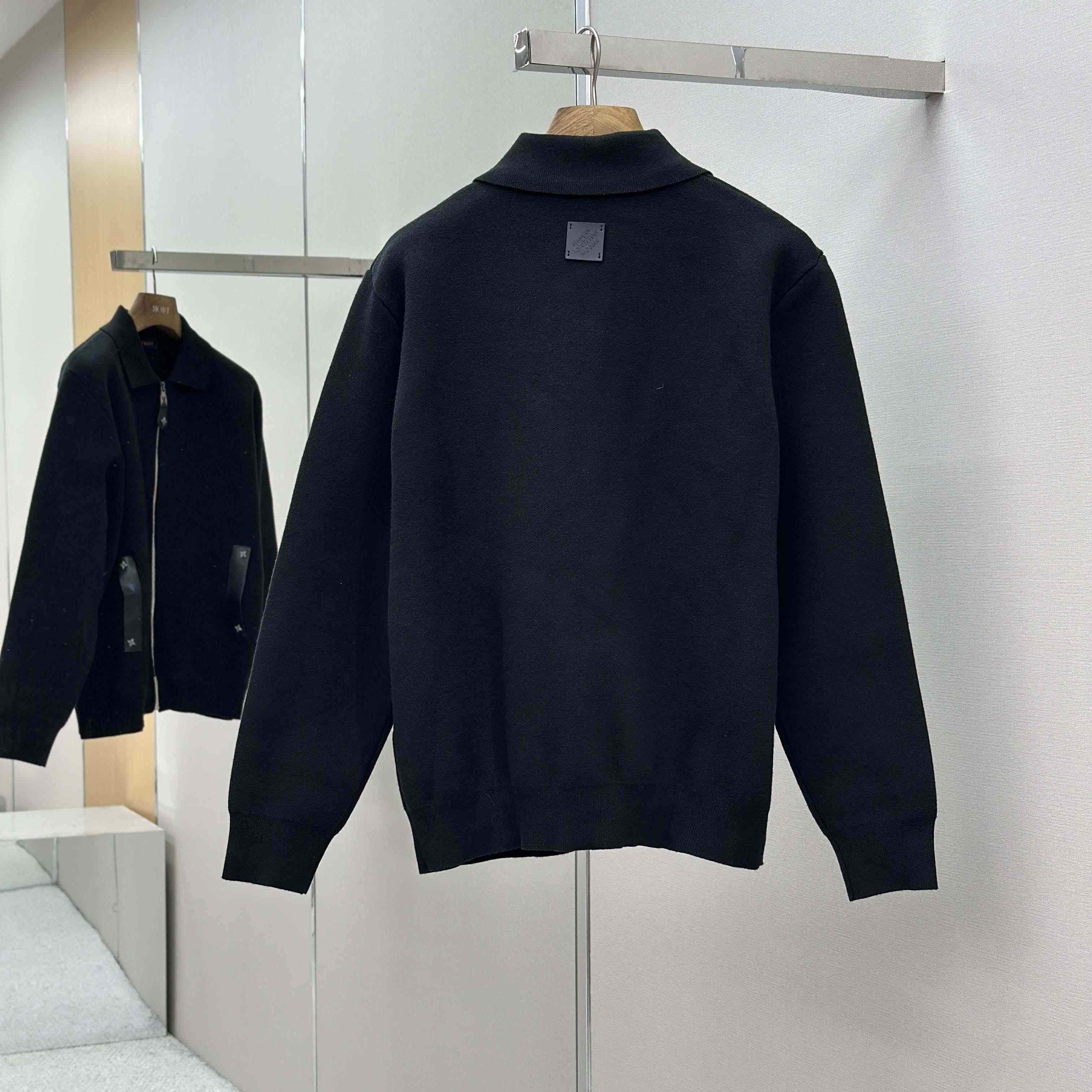 Louis Vuitton Knit Blouson With Leather Details   1AH347 - FashionPlug