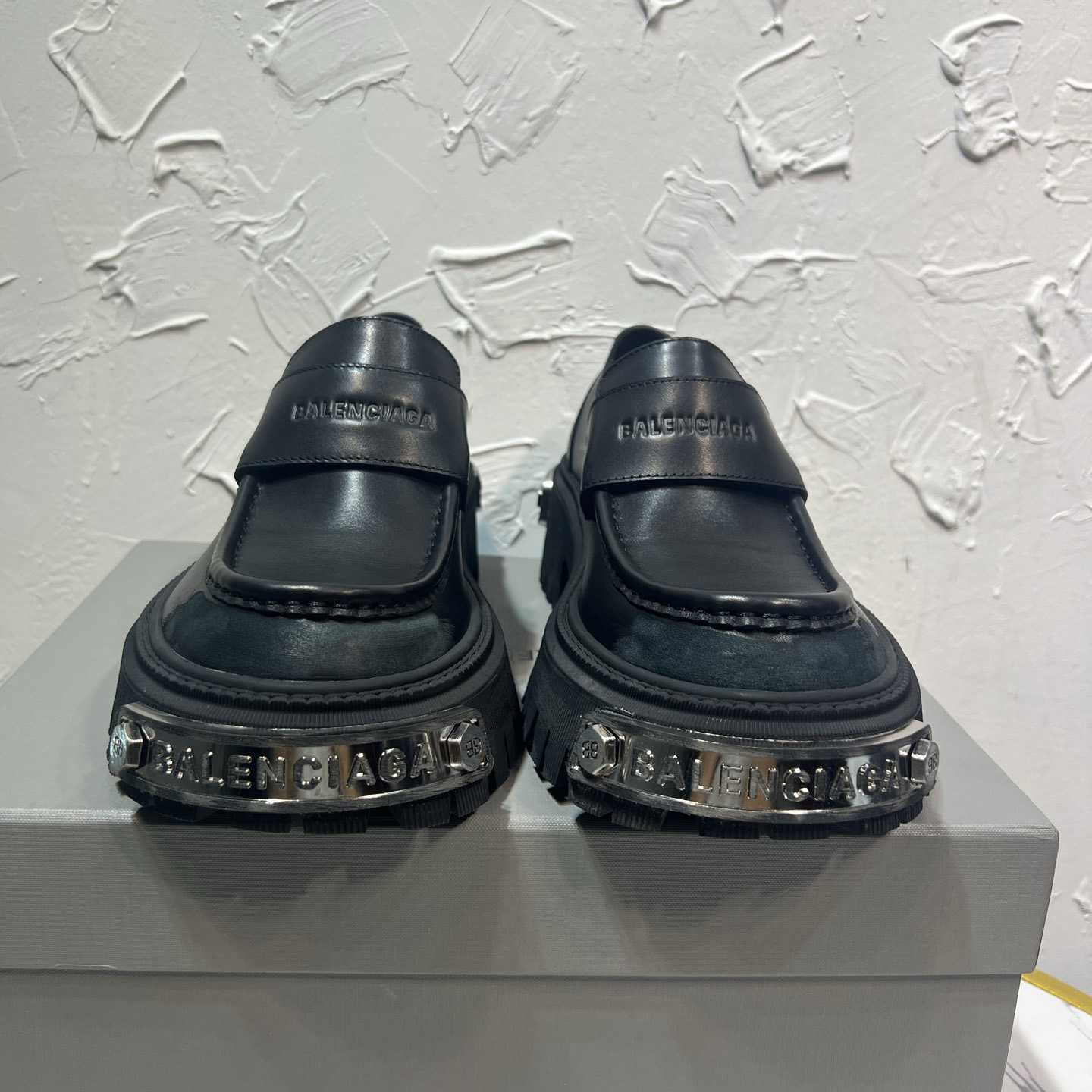 Balenciaga Tractor Loafer In Black - FashionPlug