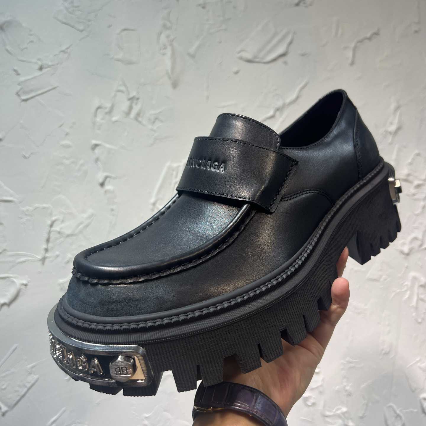 Balenciaga Tractor Loafer In Black - FashionPlug