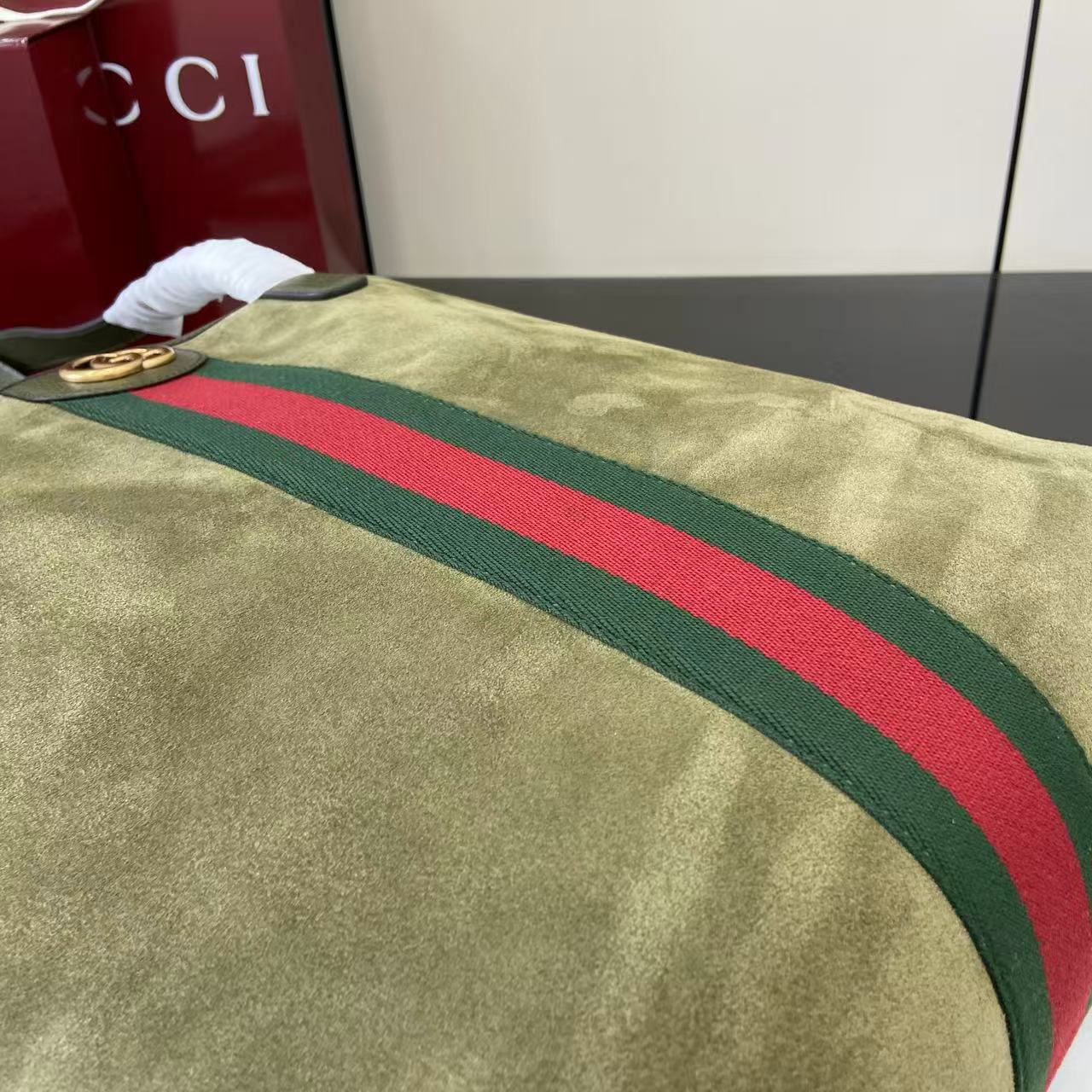 Gucci Ophidia Medium Tote Bag - FashionPlug