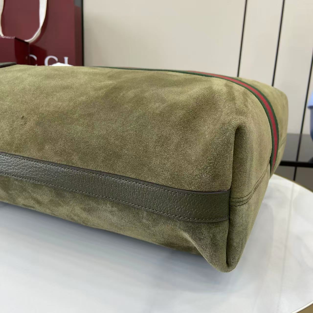 Gucci Ophidia Medium Tote Bag - FashionPlug