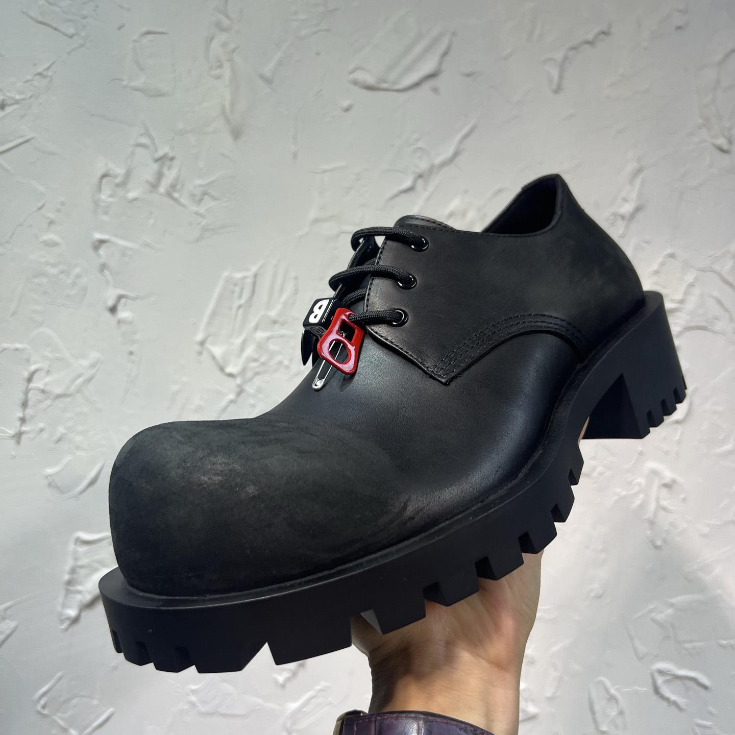 Balenciaga Hummer Derbie In Black - FashionPlug