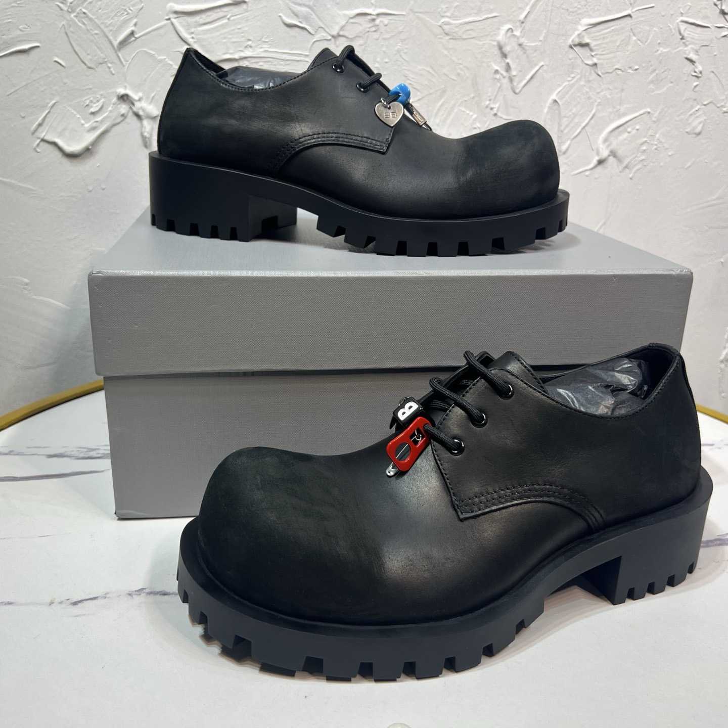 Balenciaga Hummer Derbie In Black - FashionPlug