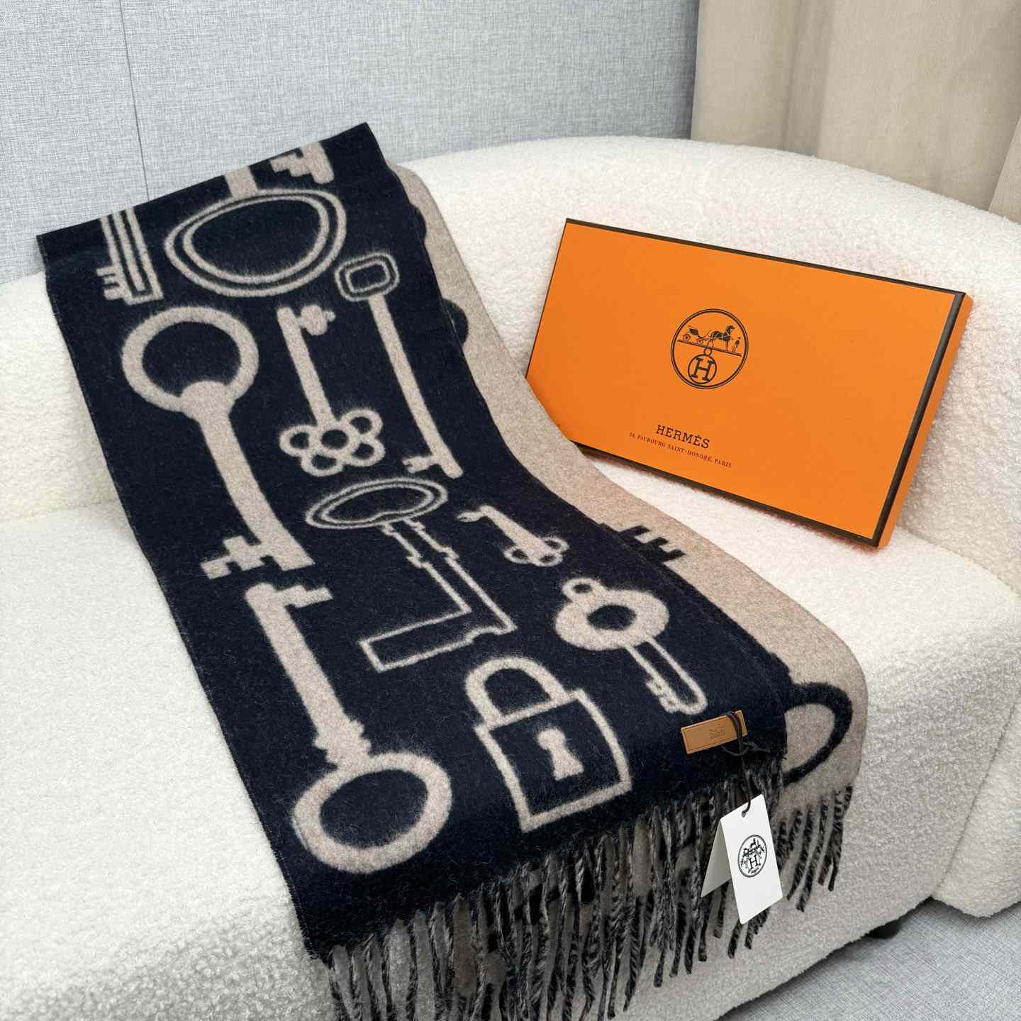 Hermes Casaque Porte-Clefs Scarf - FashionPlug