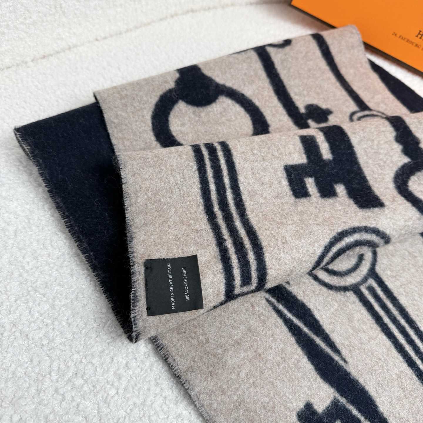 Hermes Casaque Porte-Clefs Scarf - FashionPlug