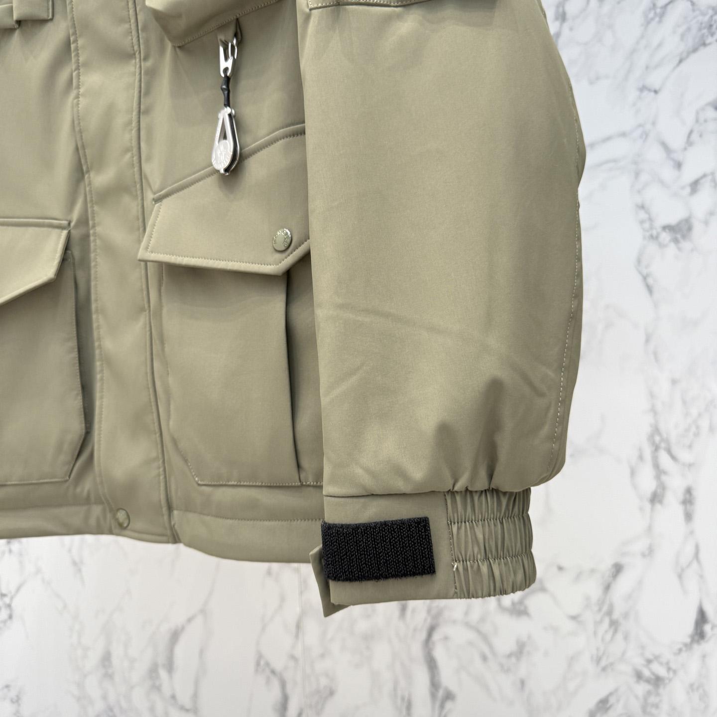 Moncler Jacket - FashionPlug