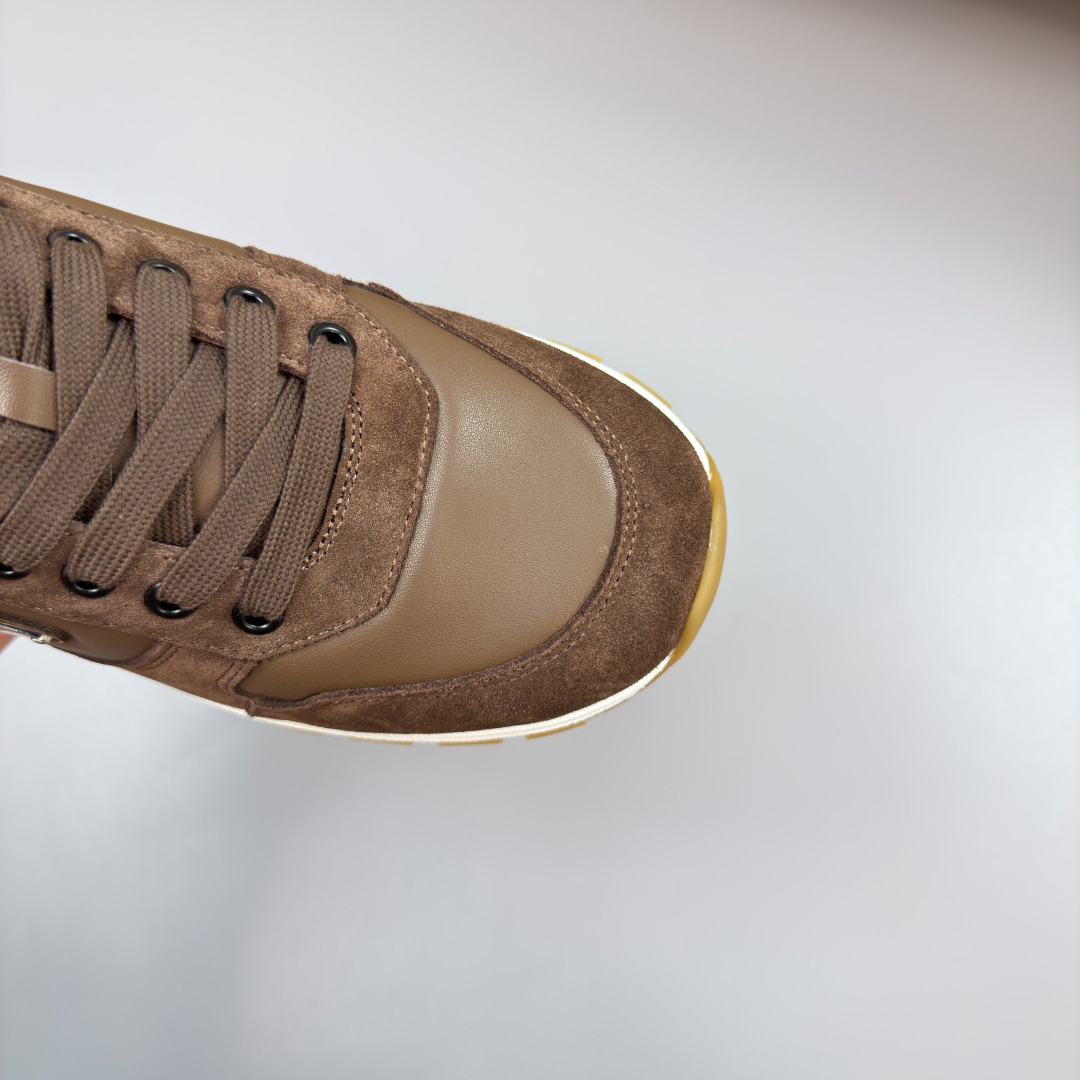 Prada Prax 2.0 Sneakers - FashionPlug
