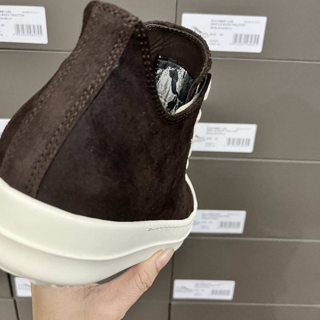 Rick Owens Low Sneakers - FashionPlug