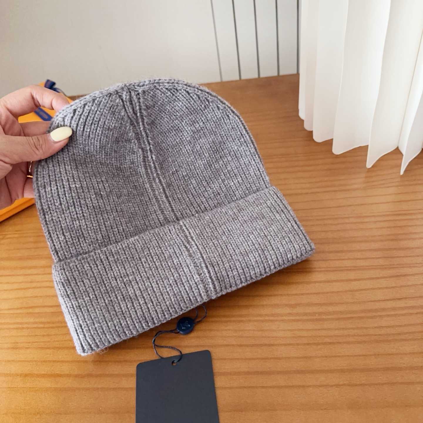 Louis Vuitton Beanie    - FashionPlug