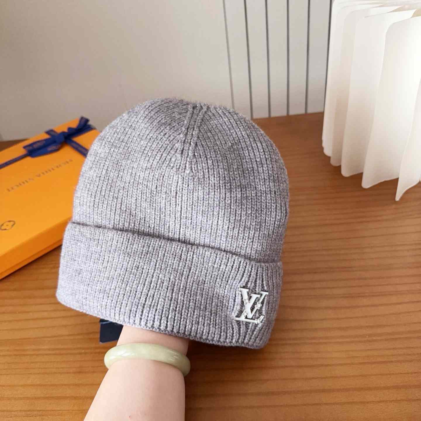 Louis Vuitton Beanie    - FashionPlug