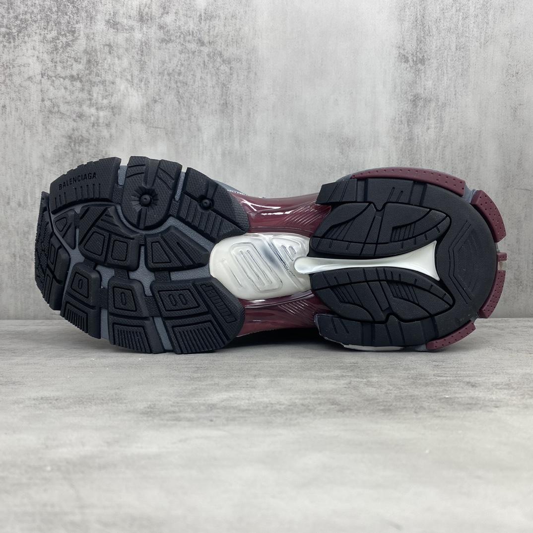 Balenciaga Runner Sneakers - FashionPlug