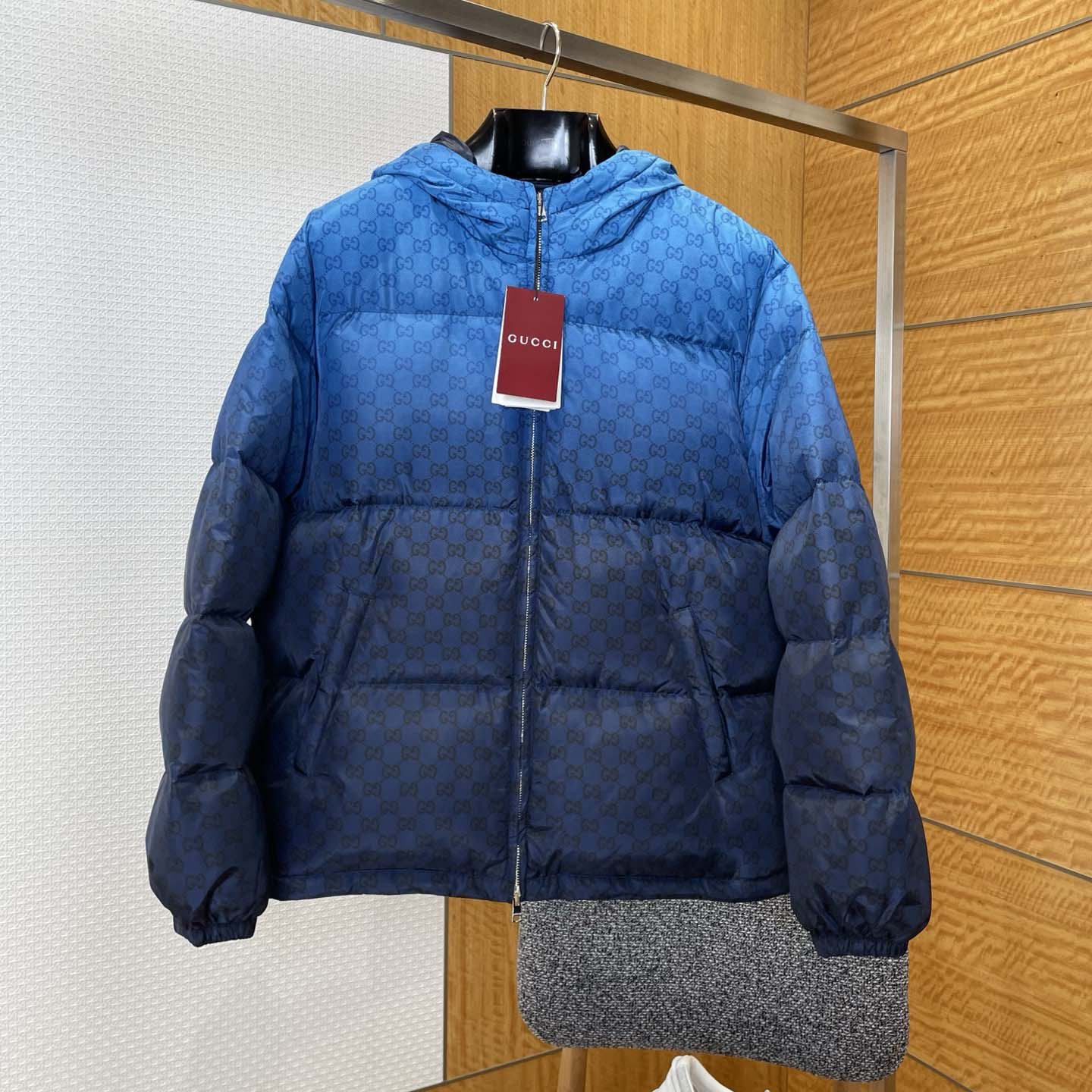 Gucci Printed Poplin Tech Zip Jacket - FashionPlug