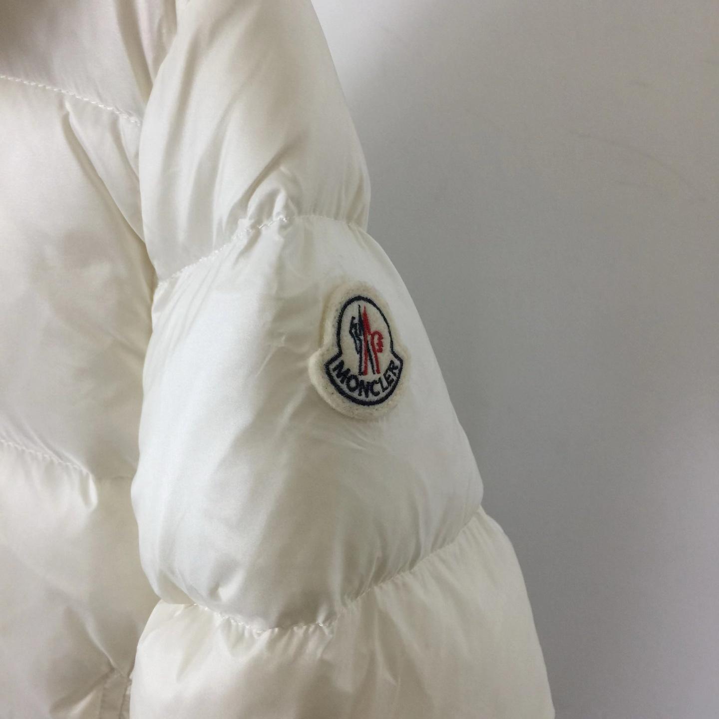 Moncler Boed Jacket - FashionPlug