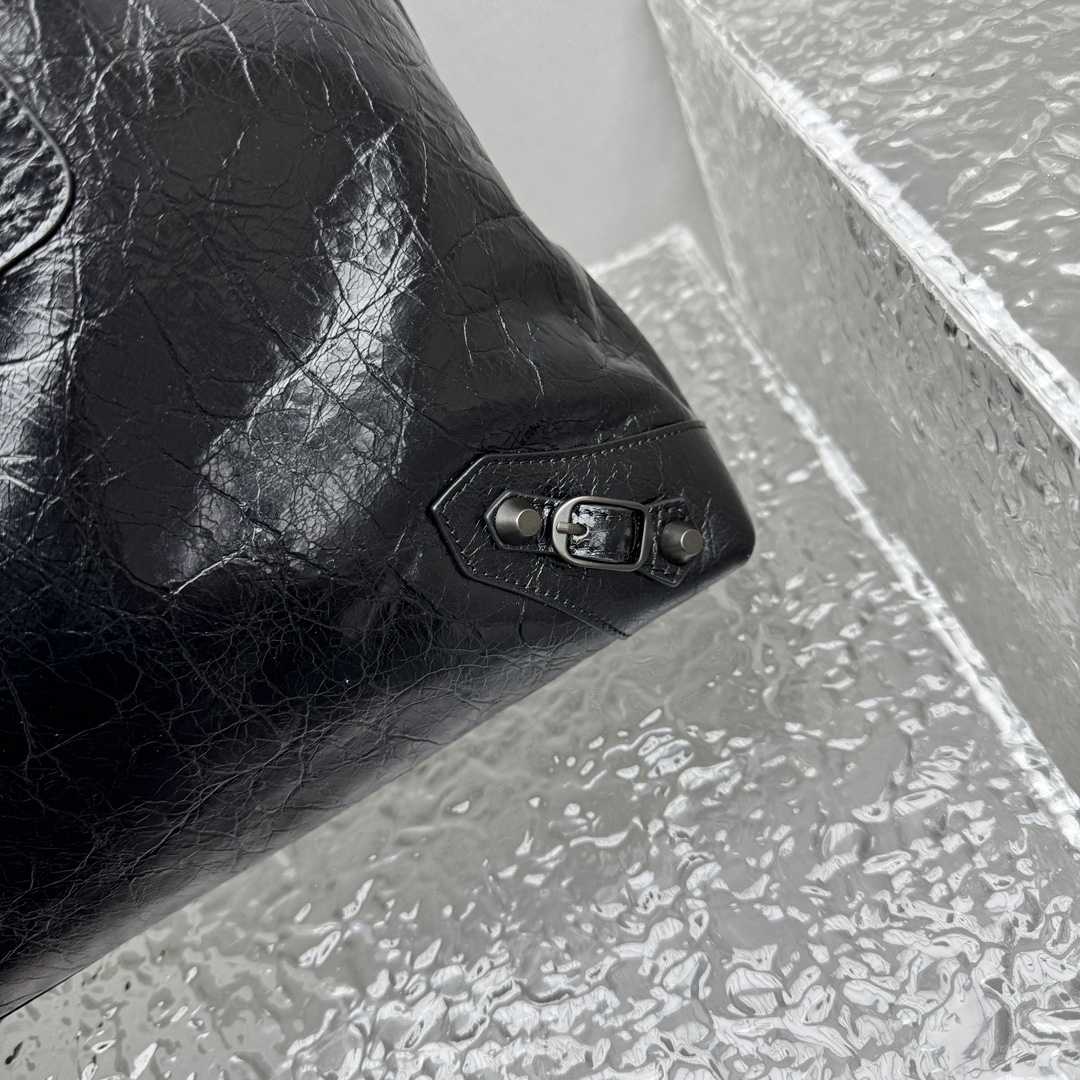 Balenciaga Le City Hobo Bag Medium In Black - FashionPlug