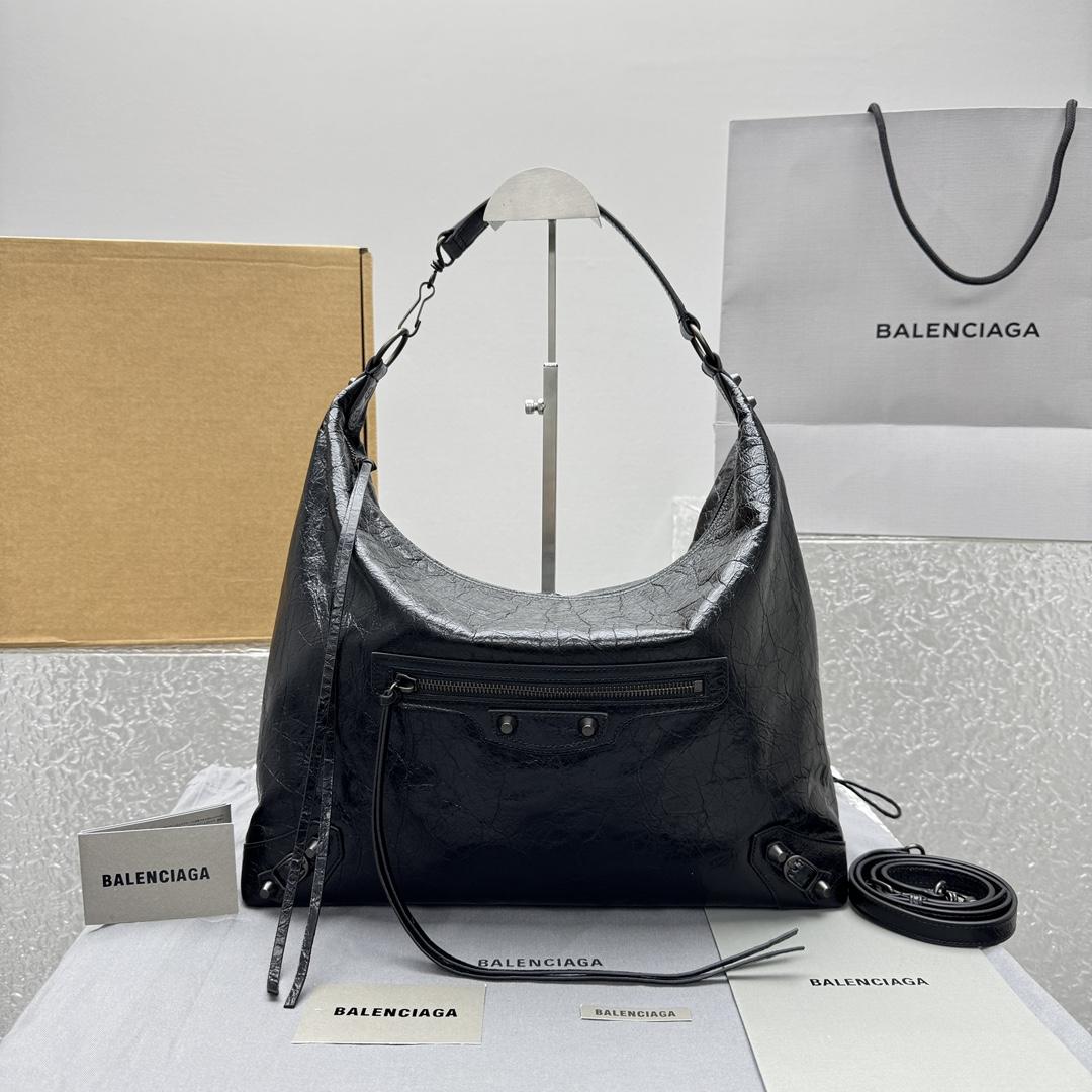 Balenciaga Le City Hobo Bag Medium In Black - FashionPlug