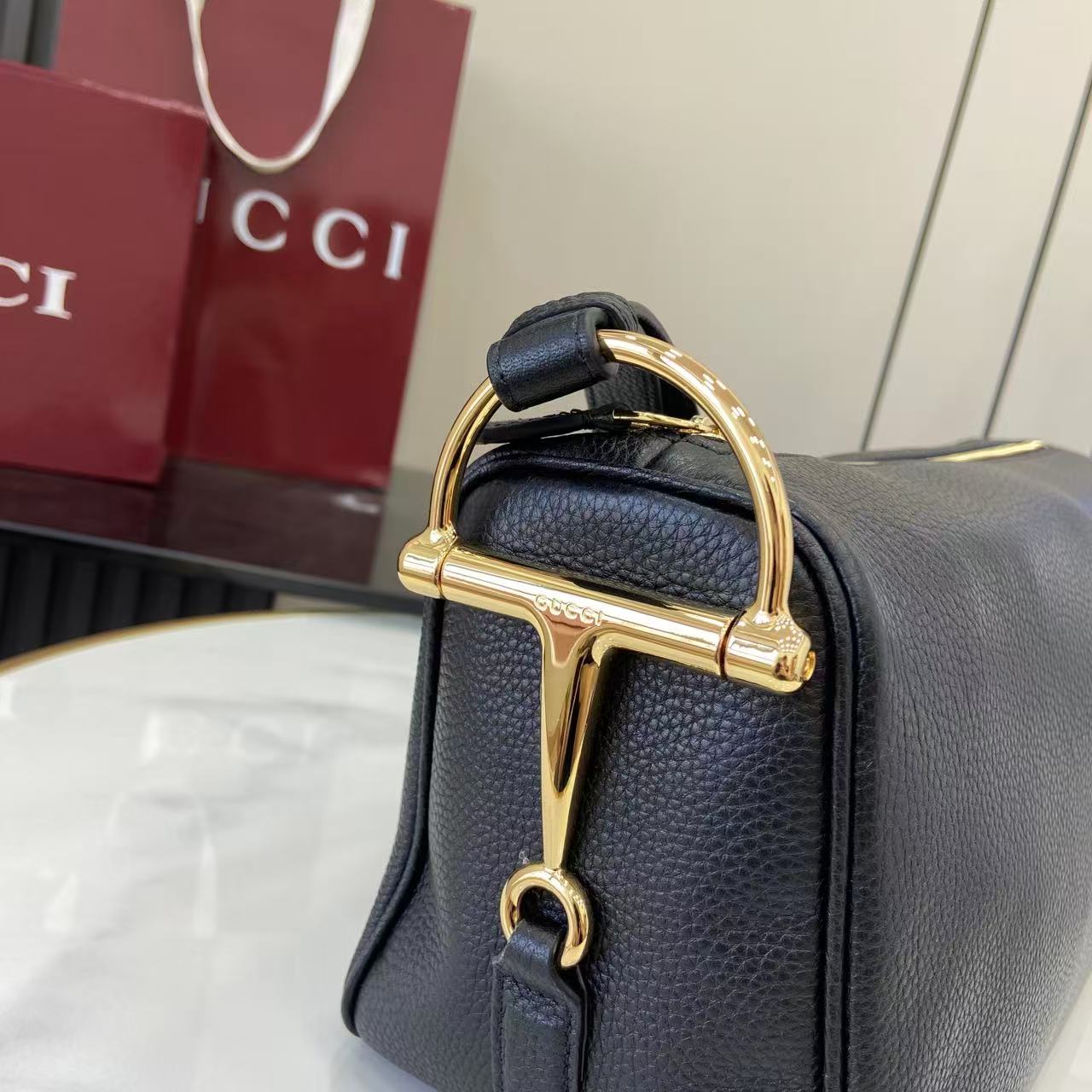 Gucci Half Horsebit Medium Shoulder Bag - FashionPlug