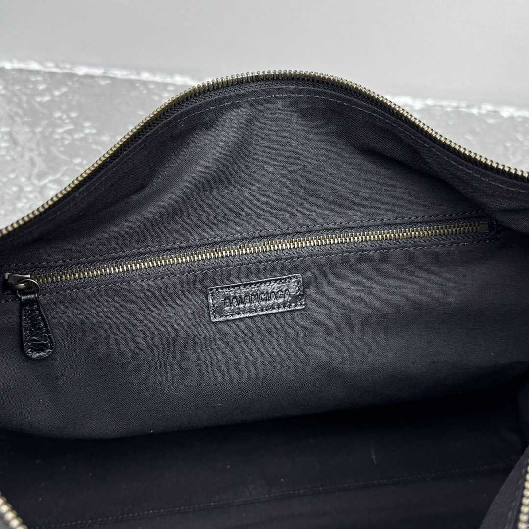 Balenciaga Le City Hobo Bag Medium In Black - FashionPlug