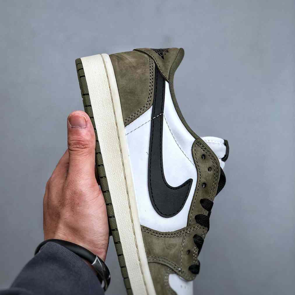 Air Jordan 1 Low OG “Medium Olive” HQ6998-200 - FashionPlug