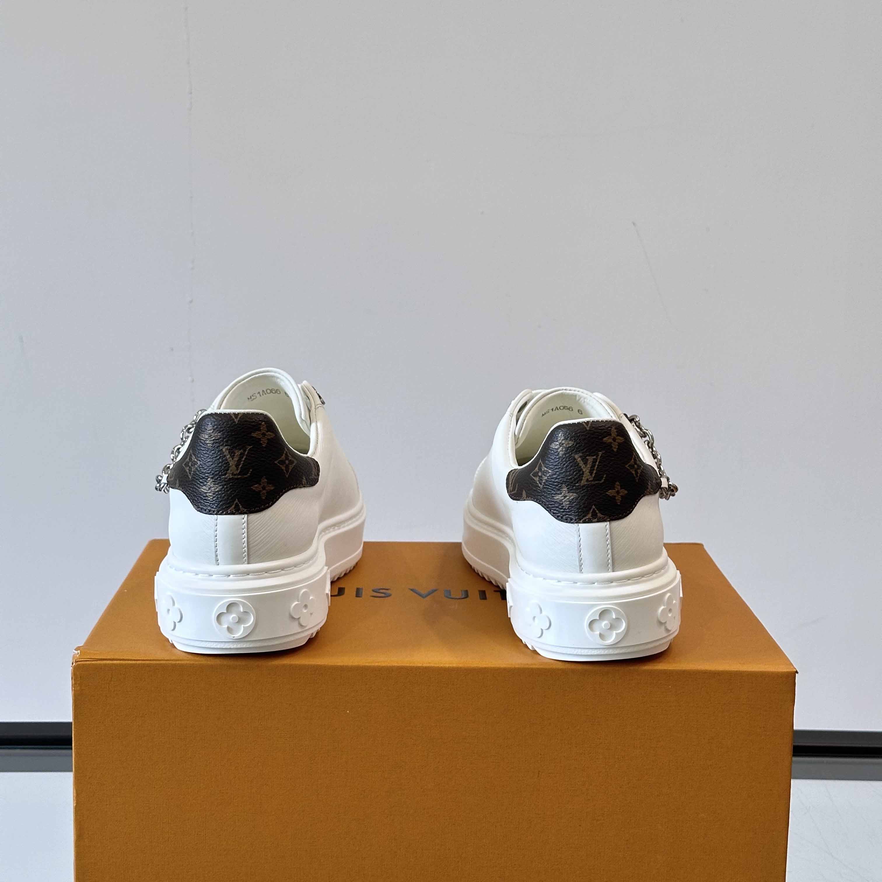 Louis Vuitton Time Out Sneaker   1AHOG0 - FashionPlug