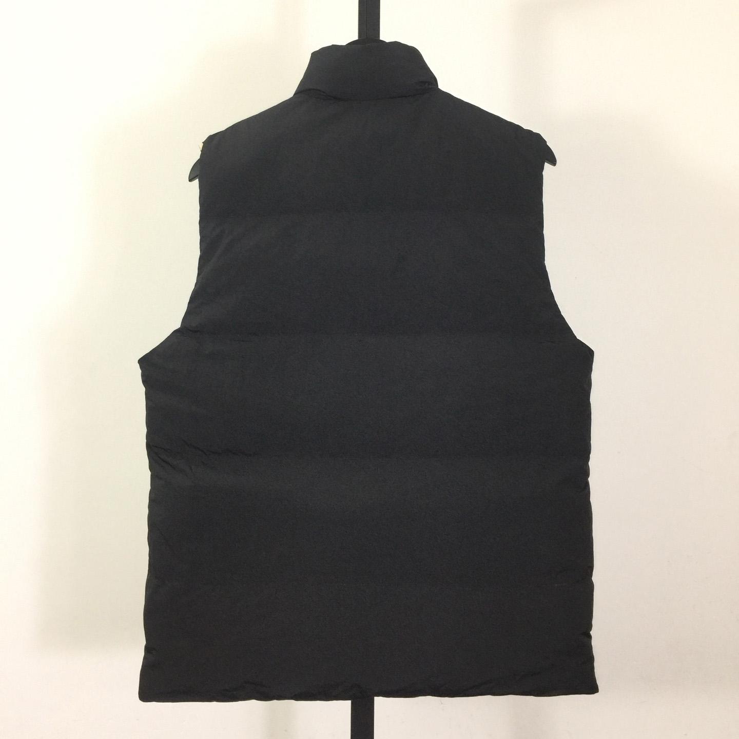 Burberry Reversible Check Puffer Gilet - FashionPlug