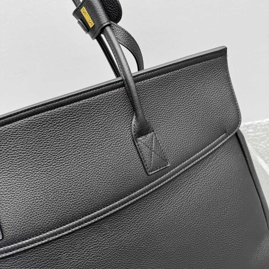 Balenciaga Carrie Carry All Bag In Black - FashionPlug