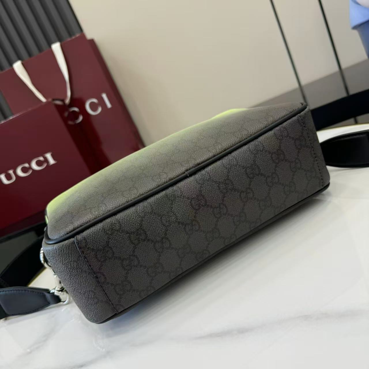 Gucci Chroma Medium Crossbody Bag - FashionPlug