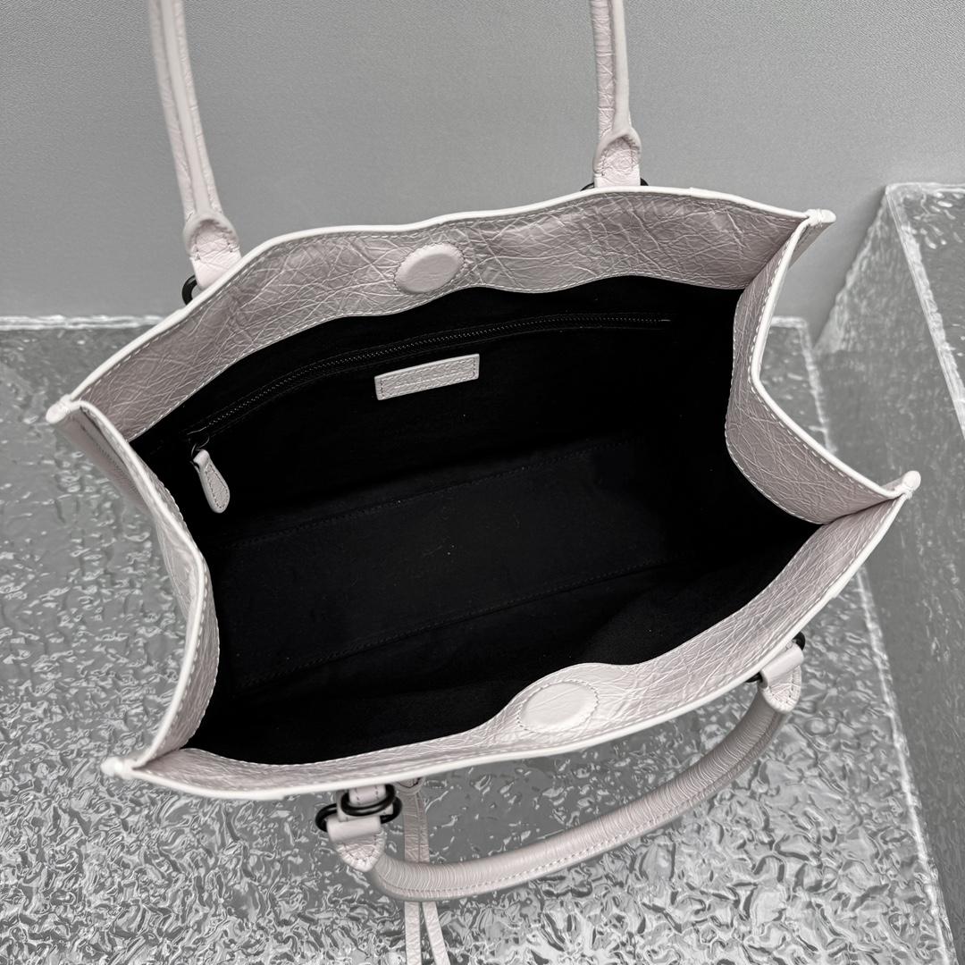 Balenciaga Le City Tote Bag Mini In Petal Pink - FashionPlug