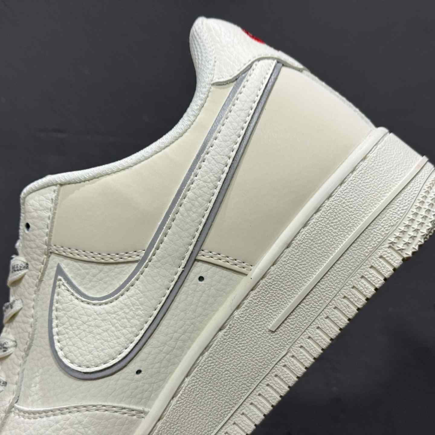 Supreme x Nike Air Force 1 ’07 Low “Sail / Red” – CS5288-052 - FashionPlug