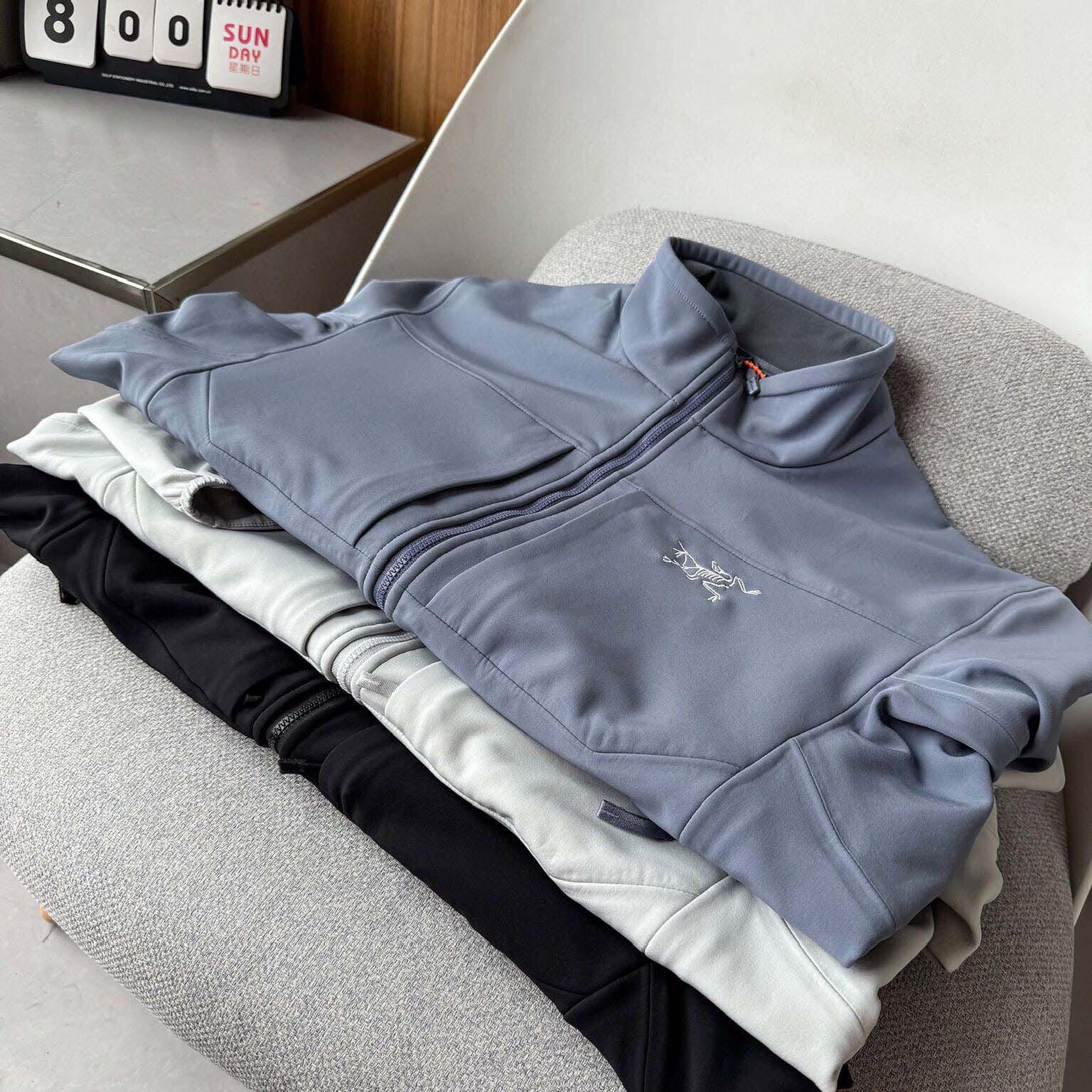 Arc'teryx Jacket - FashionPlug