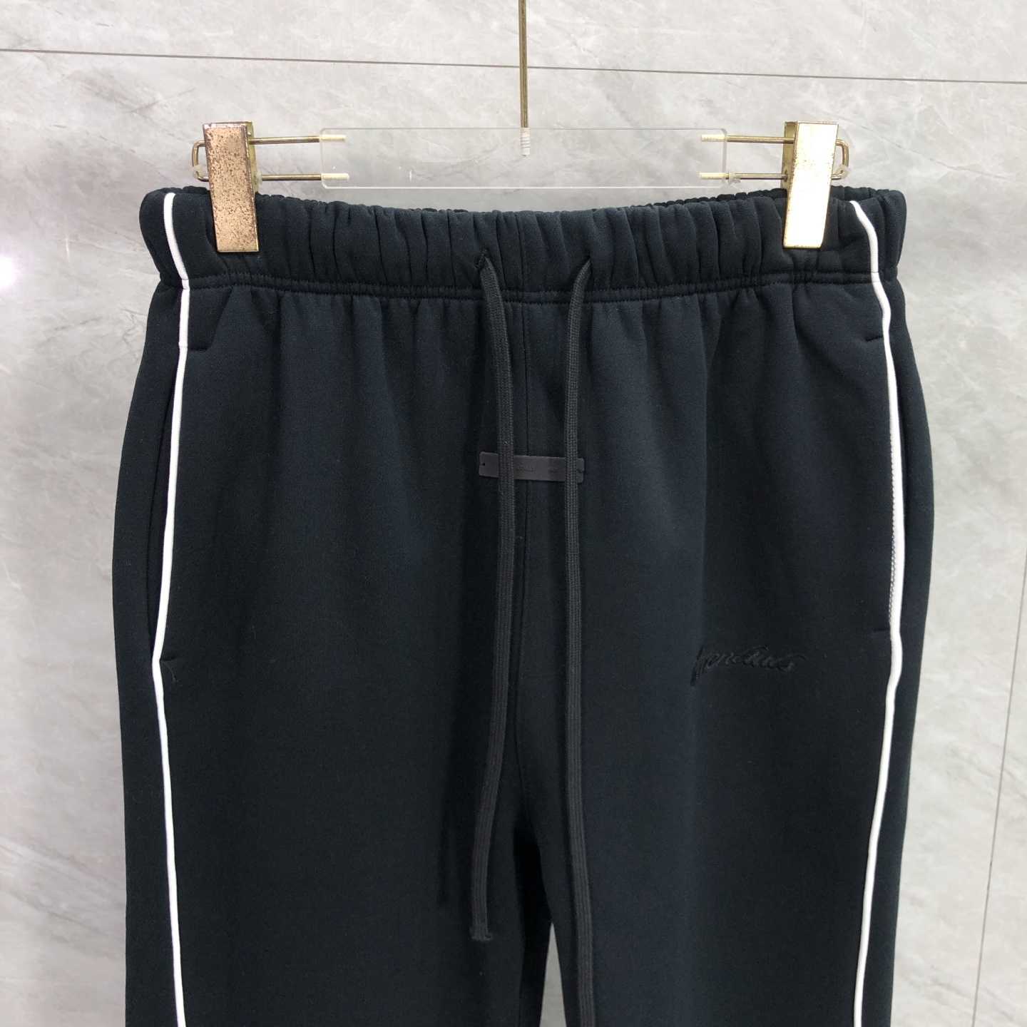 Fear of God Essentials Stripe-detail Sweatpants - FashionPlug