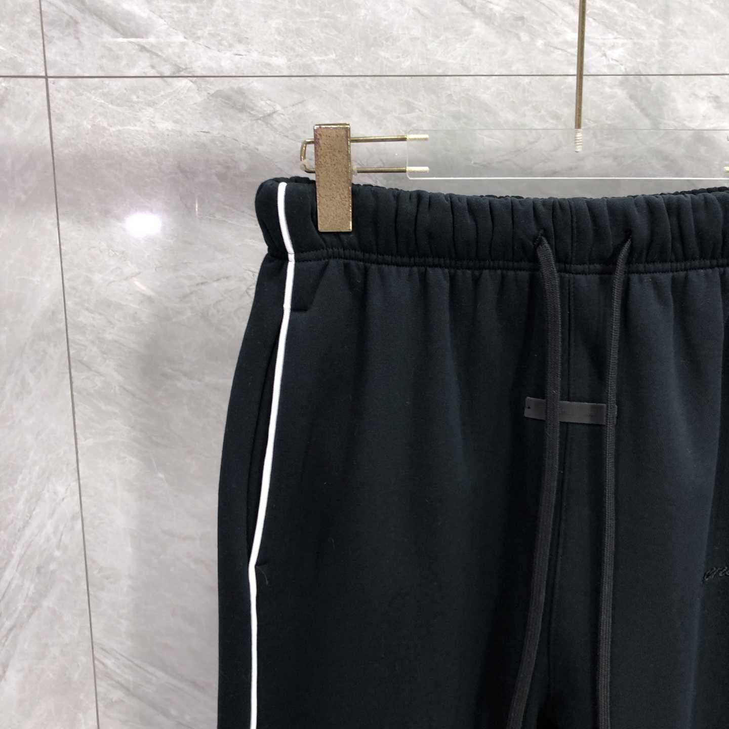 Fear of God Essentials Stripe-detail Sweatpants - FashionPlug