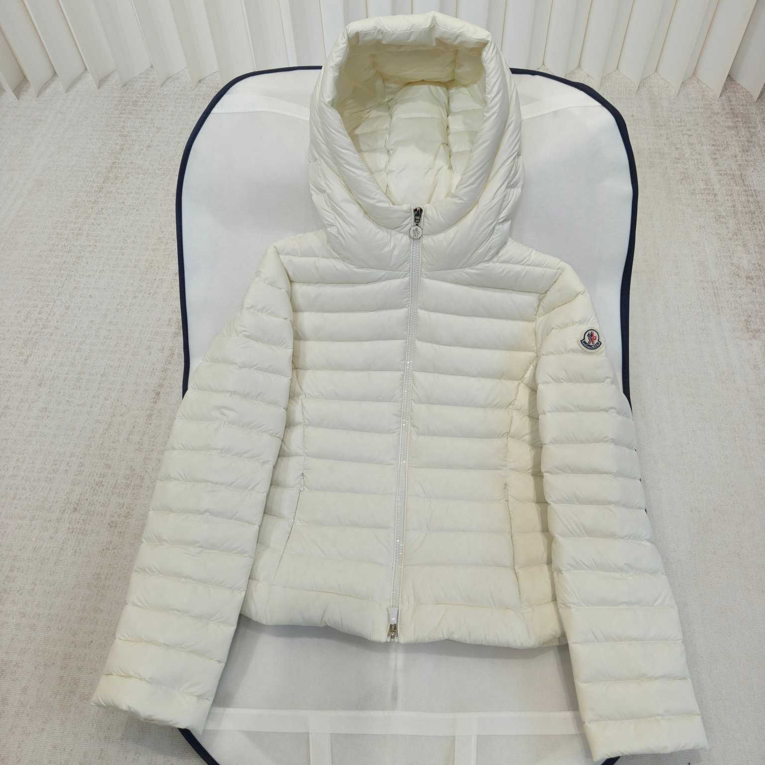 Moncler Ige Hooded Short Down Jacket - FashionPlug