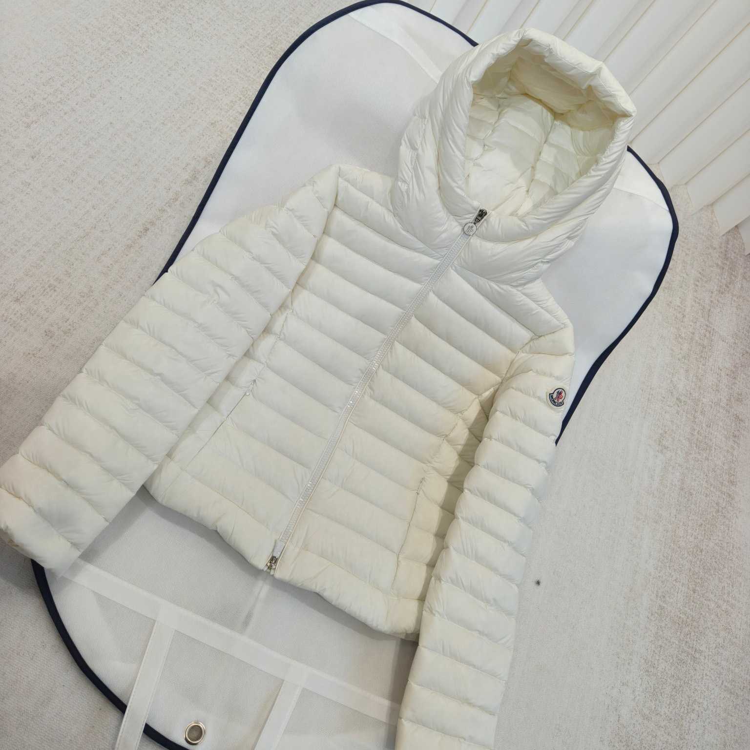 Moncler Ige Hooded Short Down Jacket - FashionPlug
